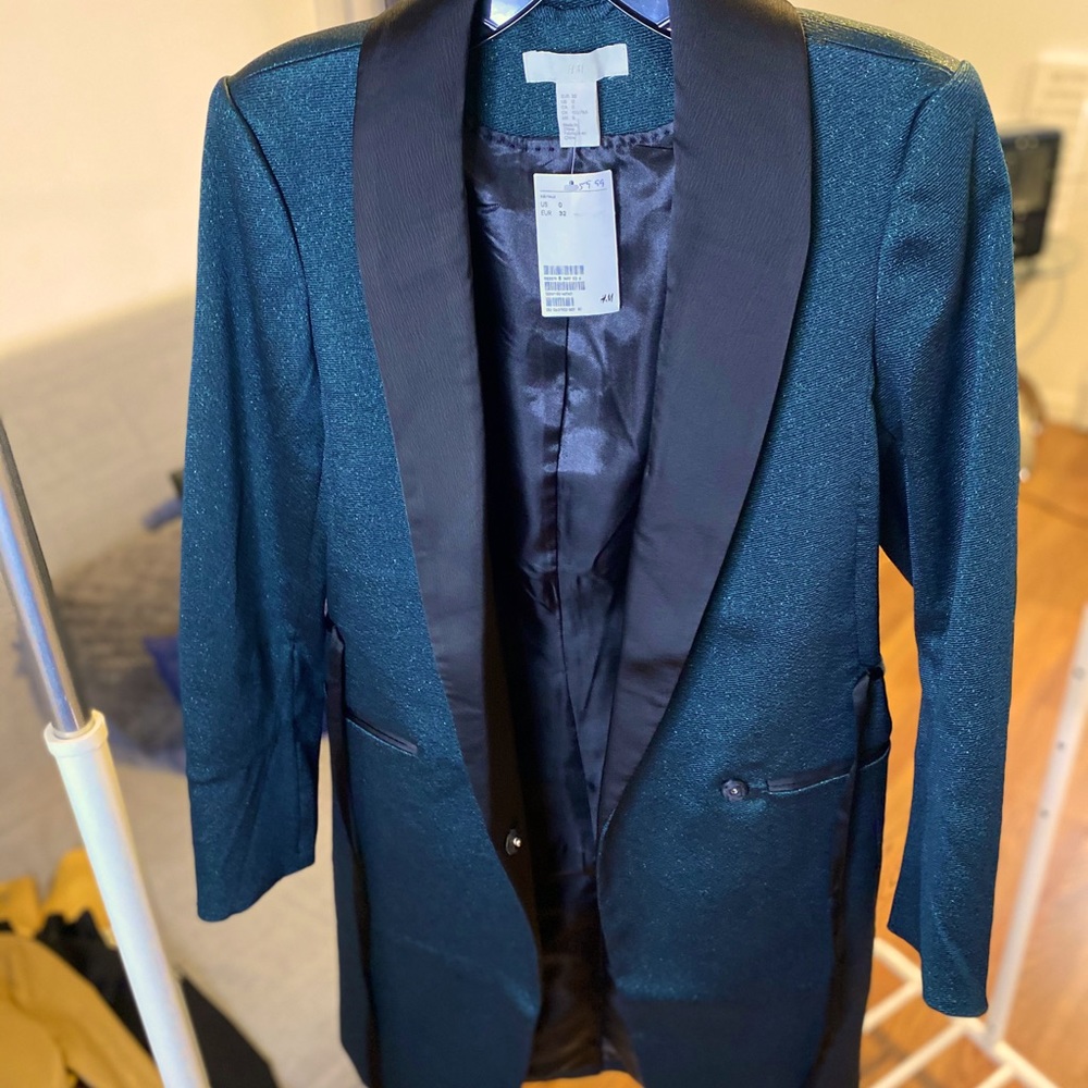 Suit jacket dress from H&M.